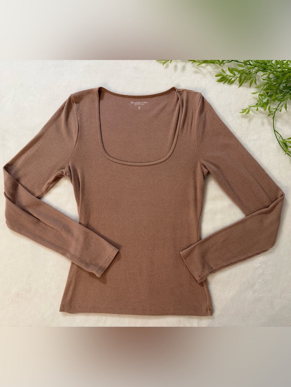 Abercrombie & Fitch | Ribbed Long Sleeve Top